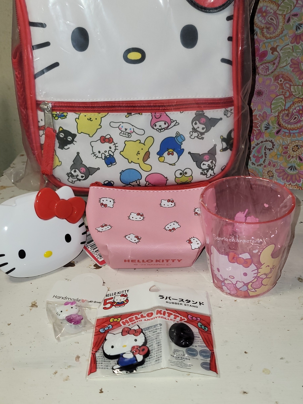 This Sanrio Hello Kitty and Friends insulated lunch bag & Accessories.